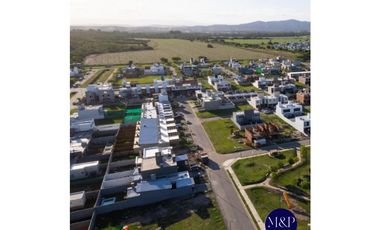 VENTA- LOTE 360M2- DOCTA AVENIDA