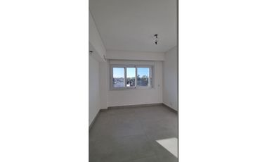 VENTA DEPARTAMENTO ESTACION PALMIER ESQUINA