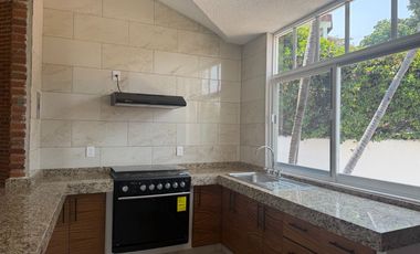 Casa en venta en Lomas de Cuernavaca, Temixco | Privada con vigilancia, alberca y amplio jardín