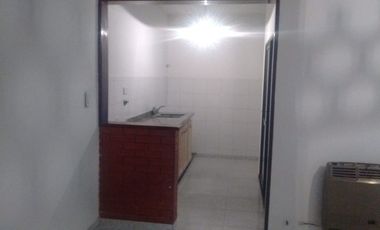 Departamento Tipo Casa en alquiler en Lanus Este