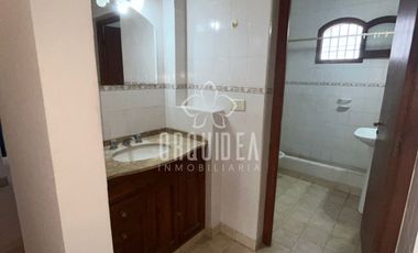 Departamento en alquiler de 2 dormitorios c/ cochera en Tres Cerritos