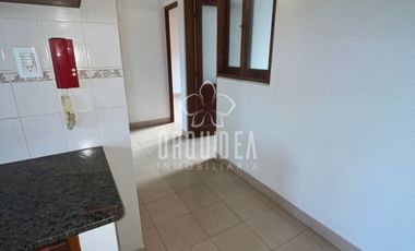 Departamento en alquiler de 2 dormitorios c/ cochera en Tres Cerritos