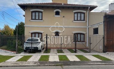Departamento en alquiler de 2 dormitorios c/ cochera en Tres Cerritos
