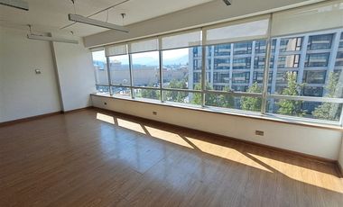 Oficina en Arriendo en Portal La Dehesa