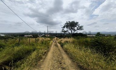 Terreno en venta Montecristi