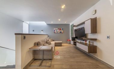 Casa de Lujo en Venta en Colinas Virreyes Av Universidad