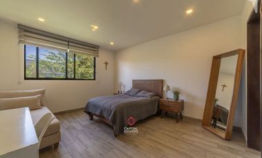 Casa de Lujo en Venta en Colinas Virreyes Av Universidad