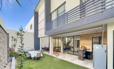 Casa de Lujo en Venta en Villa Verona Zapopan