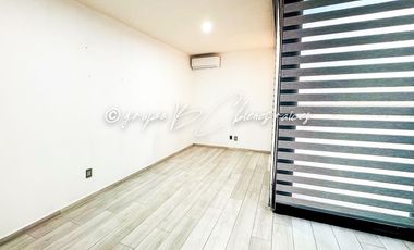 Casa en Venta en Parques Vallarta | 4 Recámaras, Roof Garden y Paneles Solares
