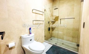 Casa en Venta en Parques Vallarta | 4 Recámaras, Roof Garden y Paneles Solares