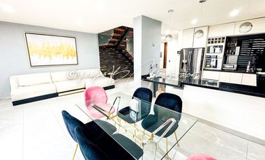 Casa en Venta en Parques Vallarta | 4 Recámaras, Roof Garden y Paneles Solares