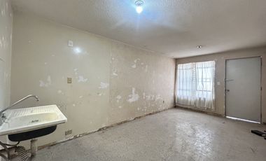 CASA EN RENTA EN TECAMAC