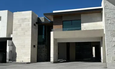 Casa en venta en Real de Torrecillas Residencial, Saltillo, Coahuila de Zaragoza