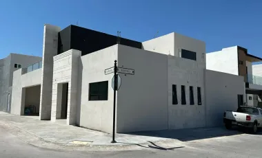 Casa en venta en Habita II, Saltillo, Coahuila de Zaragoza