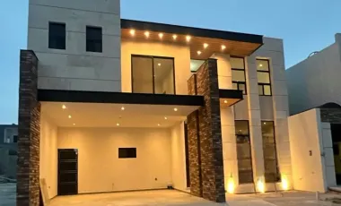 Casa en venta en Rincón de Alcántara, Saltillo, Coahuila de Zaragoza