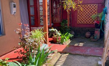 CASA DE 1 PISO EN SECTOR RESIDENCIAL, MOSTAZAL