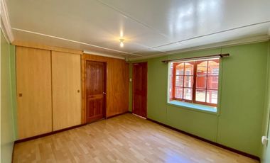 Arriendo casa 3 dormitorios estacionamiento buena ubicación Illapel