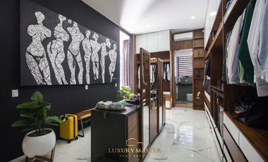 Casa en Venta en El Palomar de lujo con Alberca