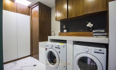 Casa en Venta en El Palomar de lujo con Alberca
