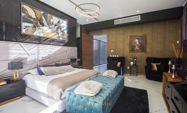 Casa en Venta en El Palomar de lujo con Alberca