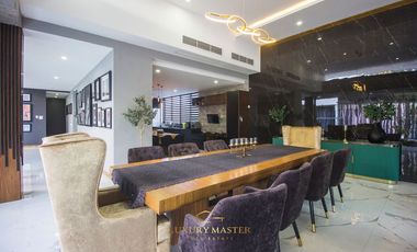 Casa en Venta en El Palomar de lujo con Alberca