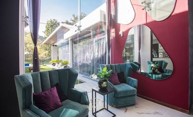 Casa en Venta en El Palomar de lujo con Alberca