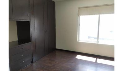 Renta de casa en condominio en el Manantial Metepec