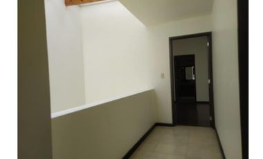 Renta de casa en condominio en el Manantial Metepec