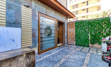 Amplia casa para diversos usos en sector residencial