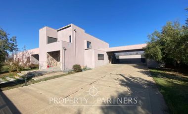 SE ARRIENDA CASA  PARA FAMILIA O EMPRESA, EN LOS MAYOS, RANCAGUA