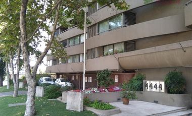 Departamento en Arriendo en Av. Kennedy - Américo Vespucio