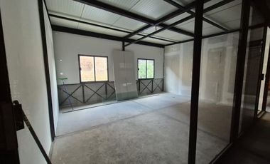 Uso de suelo  Comercial  y Servicios