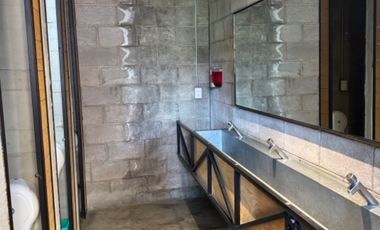 Uso de suelo  Comercial  y Servicios