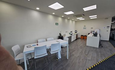 OFICINA EN VENTA SOBRE FUNDADORES