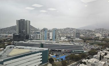 OFICINA EN VENTA SOBRE FUNDADORES