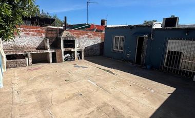 Casa en  Llavallol