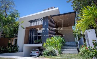 Casa en Renta y Venta en Playa del Carmen