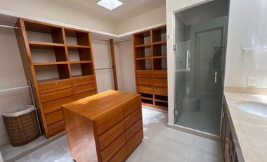 CASA  EN RENTA RESIDENCIAL VILLA MAGNA CON O SIN MUEBLES CANCÚN QUINTANA ROO