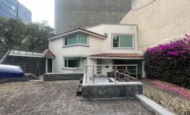 Casa en Jardines de la Montaña