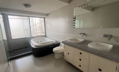 Residencia en renta  en Jardines de la montaña