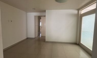 Residencia en renta  en Jardines de la montaña