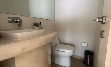 Residencia en renta  en Jardines de la montaña