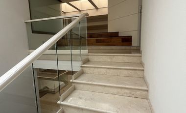 Residencia en renta  en Jardines de la montaña