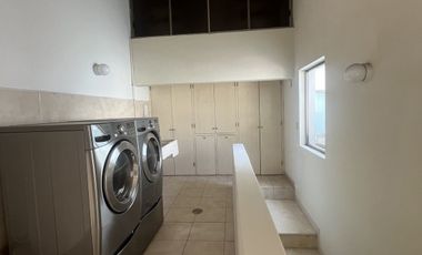 Residencia en renta  en Jardines de la montaña