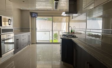 Residencia en renta  en Jardines de la montaña