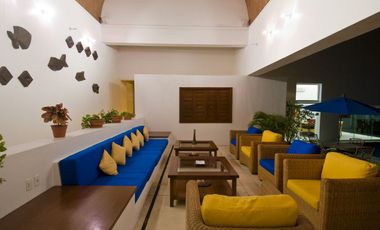 CASA ESTILO MEXICANO, FRACC. LA PUNTA, MANZANILLO
