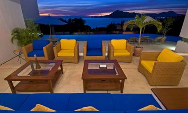 CASA ESTILO MEXICANO, FRACC. LA PUNTA, MANZANILLO