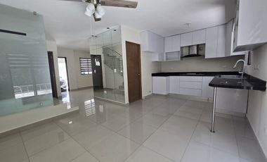 Renta, Casa, Fraccionamiento Montenova, Cumbres, Garcia, Nuevo León