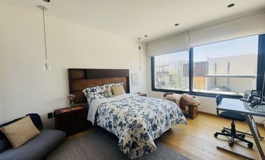 CASA EN RENTA EN LOMAS DEL CAMPANARIO IV (CON RECÁMARA EN PB)