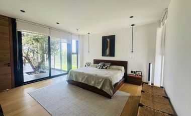 CASA EN RENTA EN LOMAS DEL CAMPANARIO IV (CON RECÁMARA EN PB)